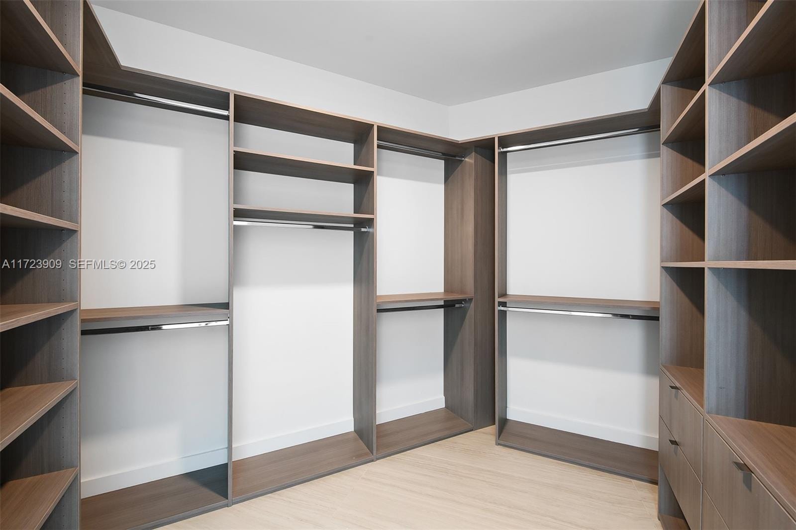 851 NE 1st Avenue PH 5411, Miami, FL 33132 photo 25