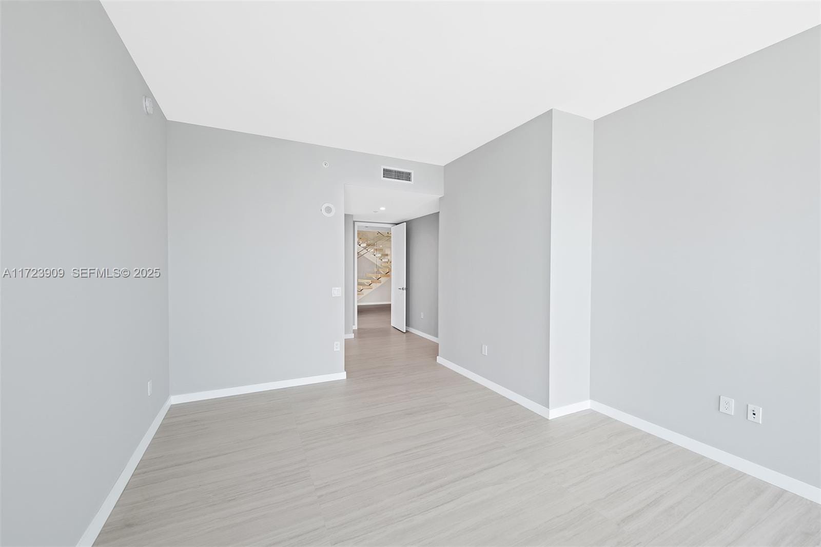851 NE 1st Avenue PH 5411, Miami, FL 33132 photo 27