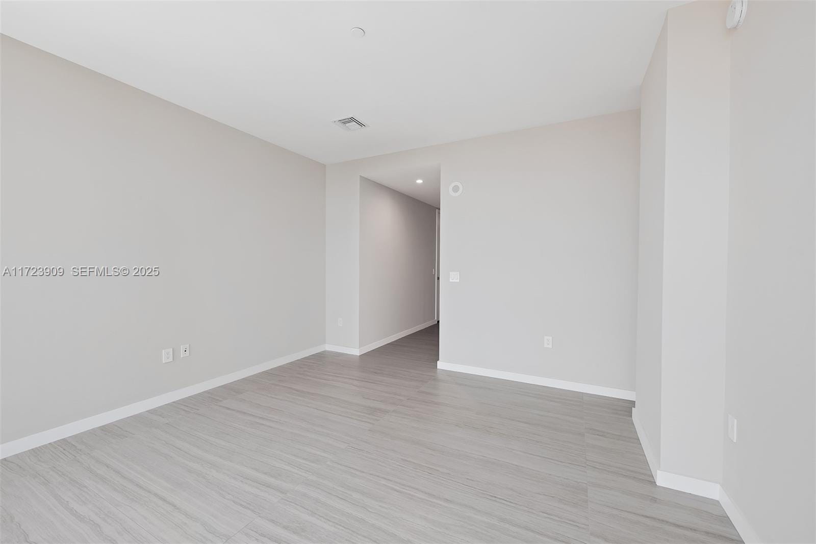 851 NE 1st Avenue PH 5411, Miami, FL 33132 photo 30