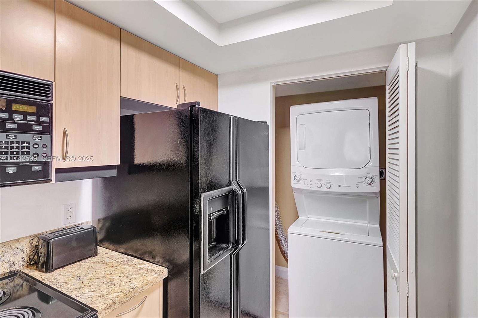 2951 S Bayshore Drive 911, Miami, FL 33133 photo 4