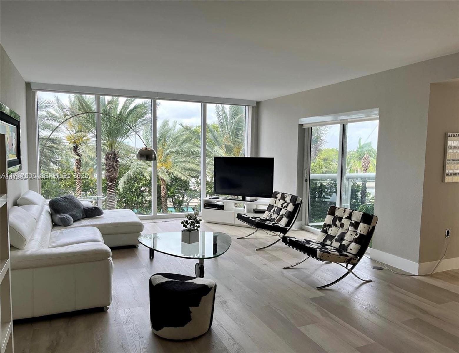 10275 Collins Avenue 331 — photo 3