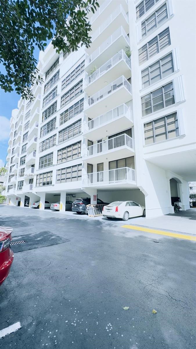 1440 Brickell Bay Drive 606, Miami, FL 33131, Miami