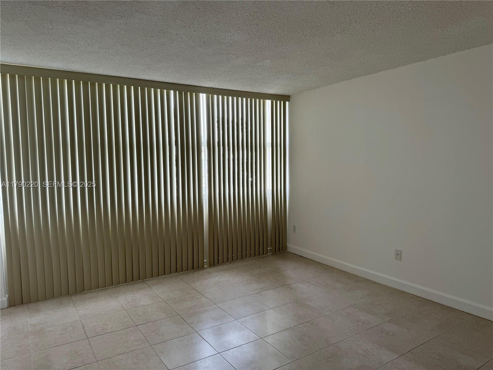 1420 Brickell Bay Drive 103A1 — photo 11
