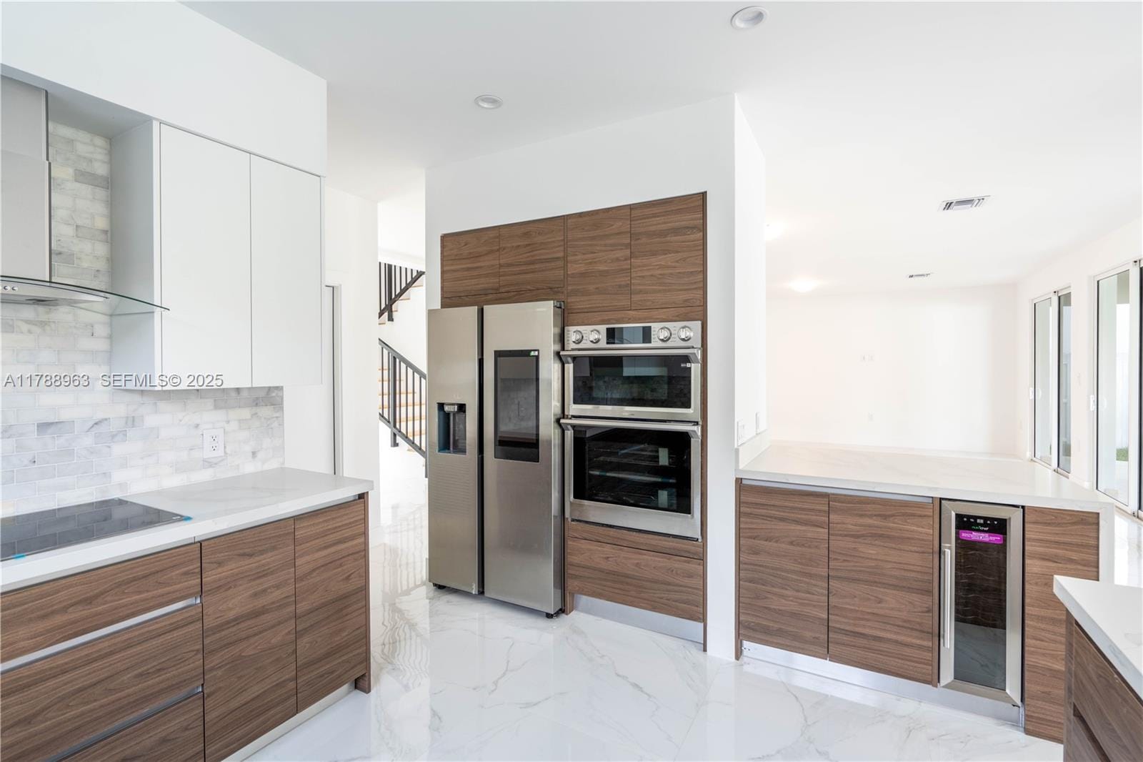 910 SW 24th Road, Miami, FL 33129 photo 15