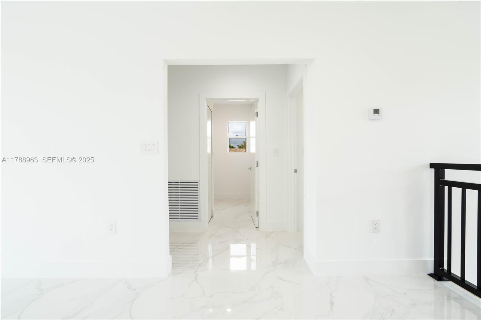 910 SW 24th Road, Miami, FL 33129 photo 22
