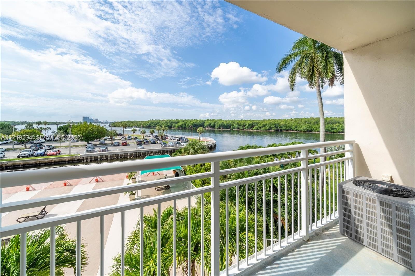 400 Kings Point Drive 210, Sunny Isles Beach, FL 33160 photo 17