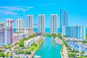 400 Kings Point Drive 210, Sunny Isles Beach, FL 33160 photo 30