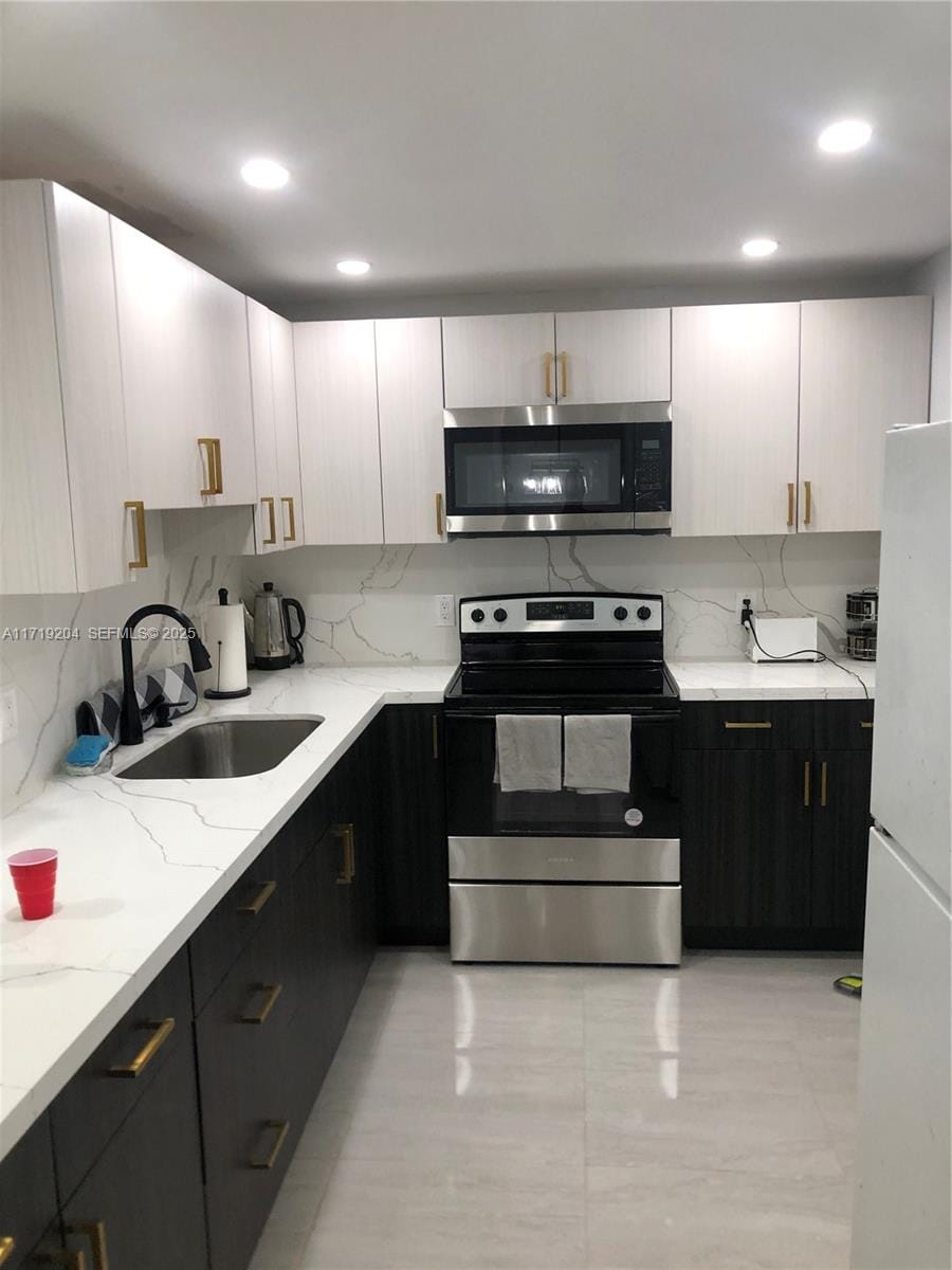 400 Kings Point Drive 210, Sunny Isles Beach, FL 33160 photo 9