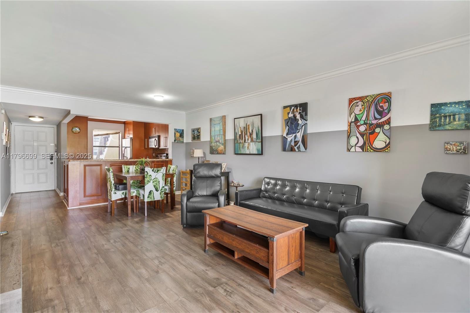 22053 Palms Way 106 — photo 2