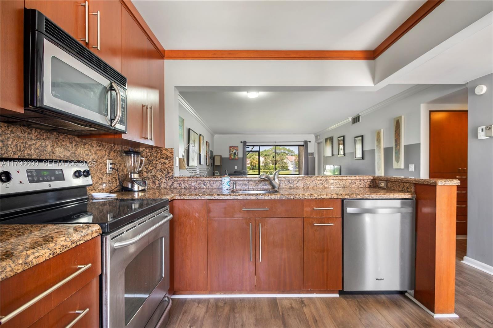 22053 Palms Way 106 — photo 7