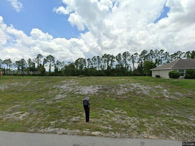 507 Willowbrook Drive, Lehigh Acres, FL 33972