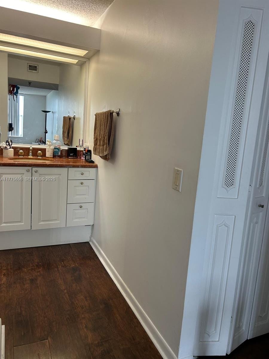 17890 W Dixie Highway 714, North Miami Beach, FL 33160 photo 13