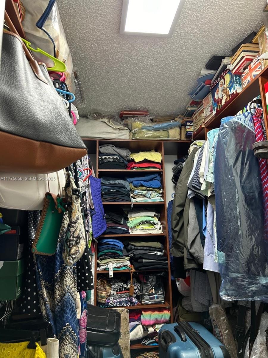 17890 W Dixie Highway 714, North Miami Beach, FL 33160 photo 19