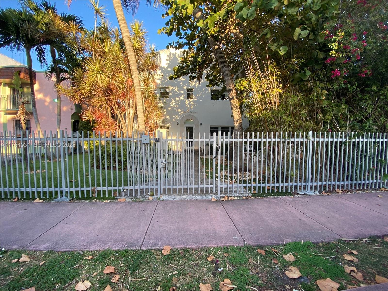 929 Michigan Avenue 5, Miami Beach, FL 33139 photo 28