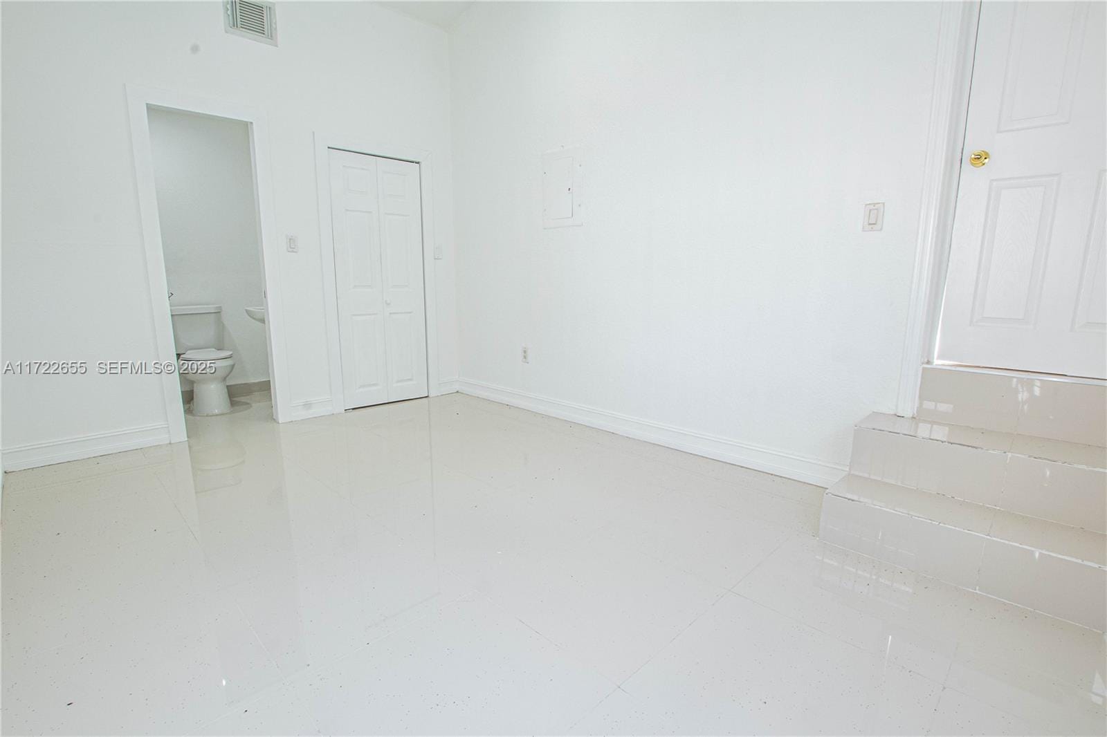 575 NW 49th Street, Miami, FL 33127 photo 15