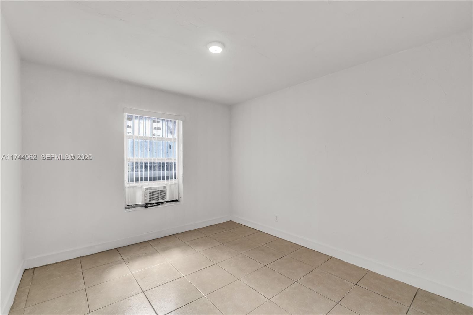 7525 NE Miami Court, Miami, FL 33138 photo 19