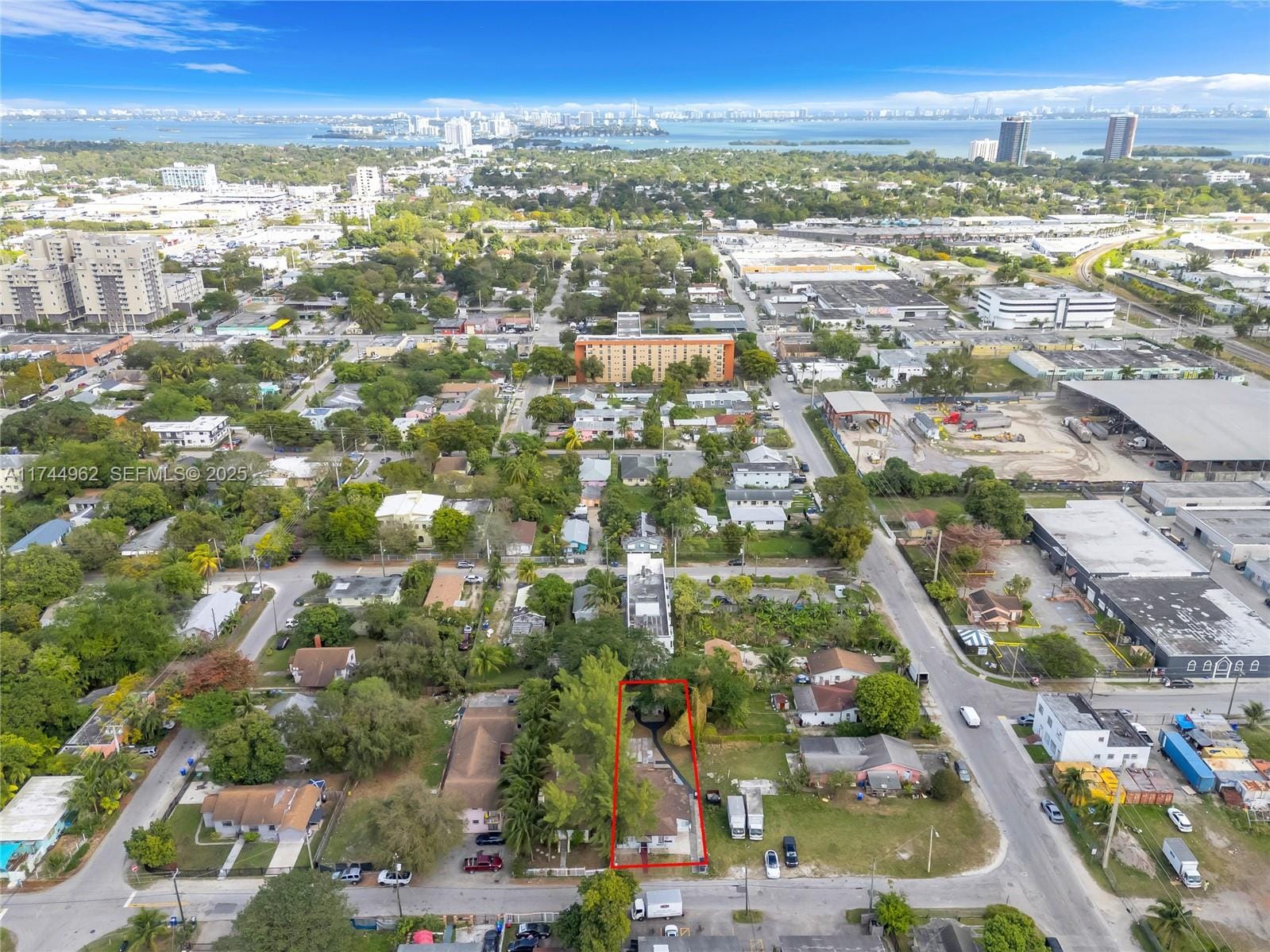 7525 NE Miami Court, Miami, FL 33138 photo 24