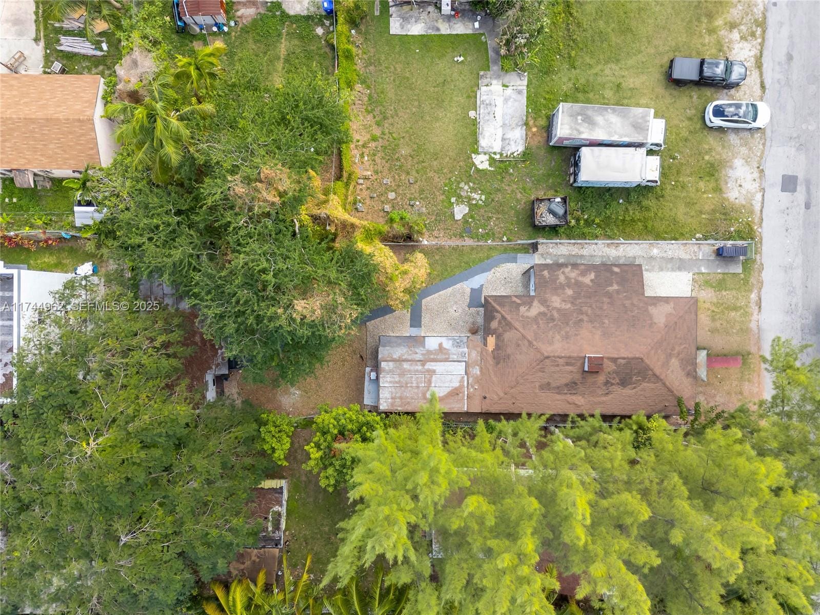 7525 NE Miami Court — photo 4
