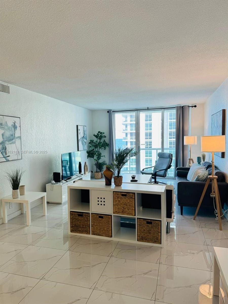 3901 S Ocean Drive 10G — photo 10