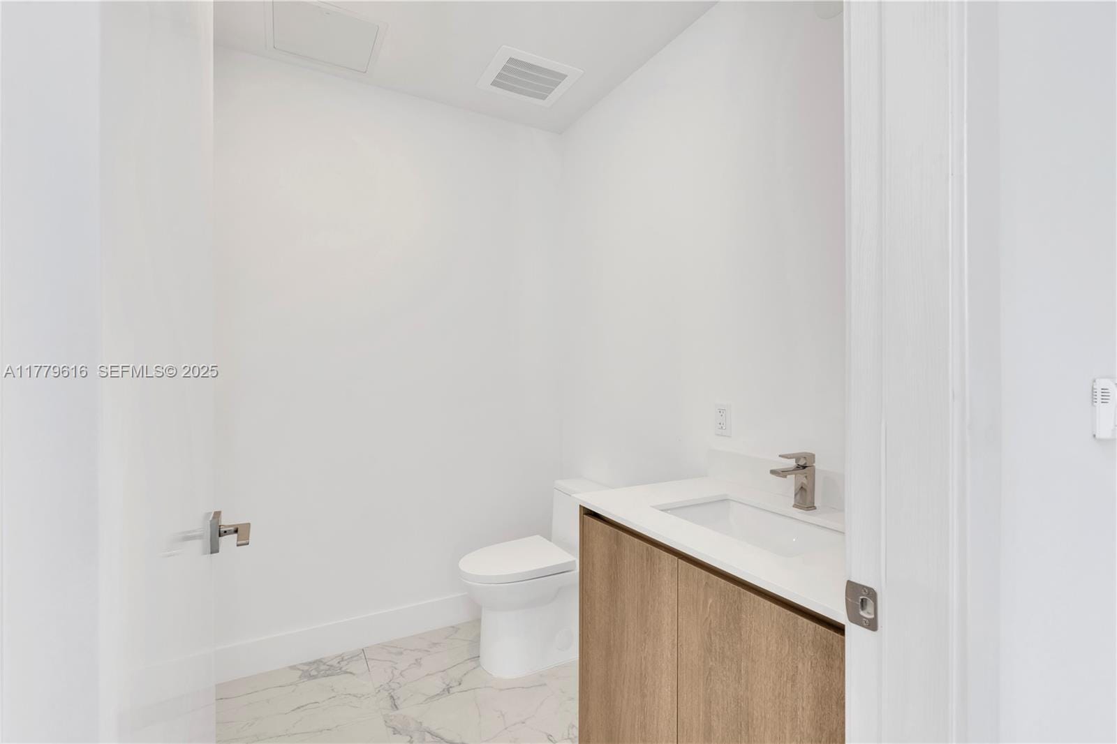 17550 Collins Avenue 1502, Sunny Isles Beach, FL 33160 photo 25