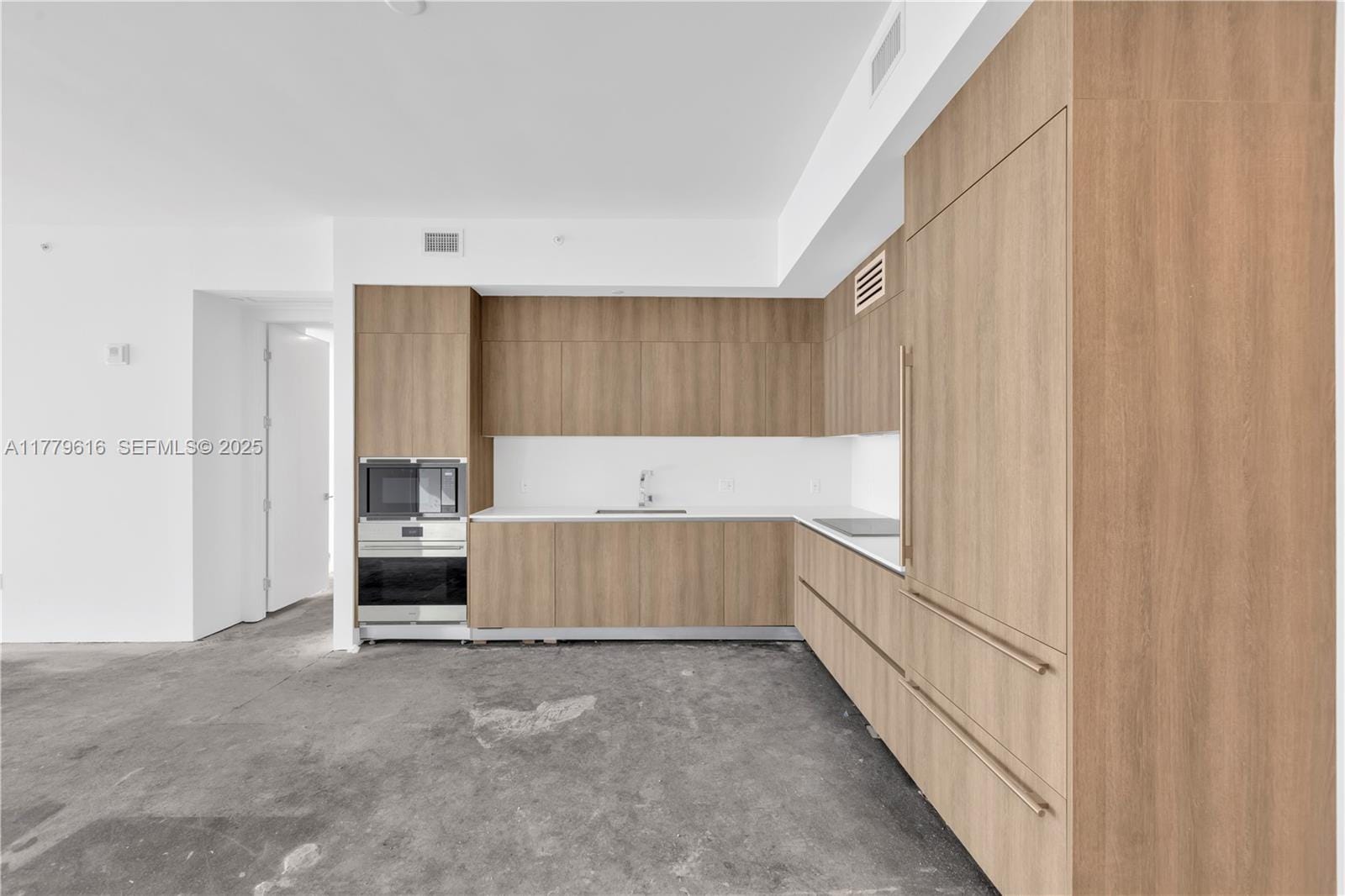 17550 Collins Avenue 1502 — photo 8