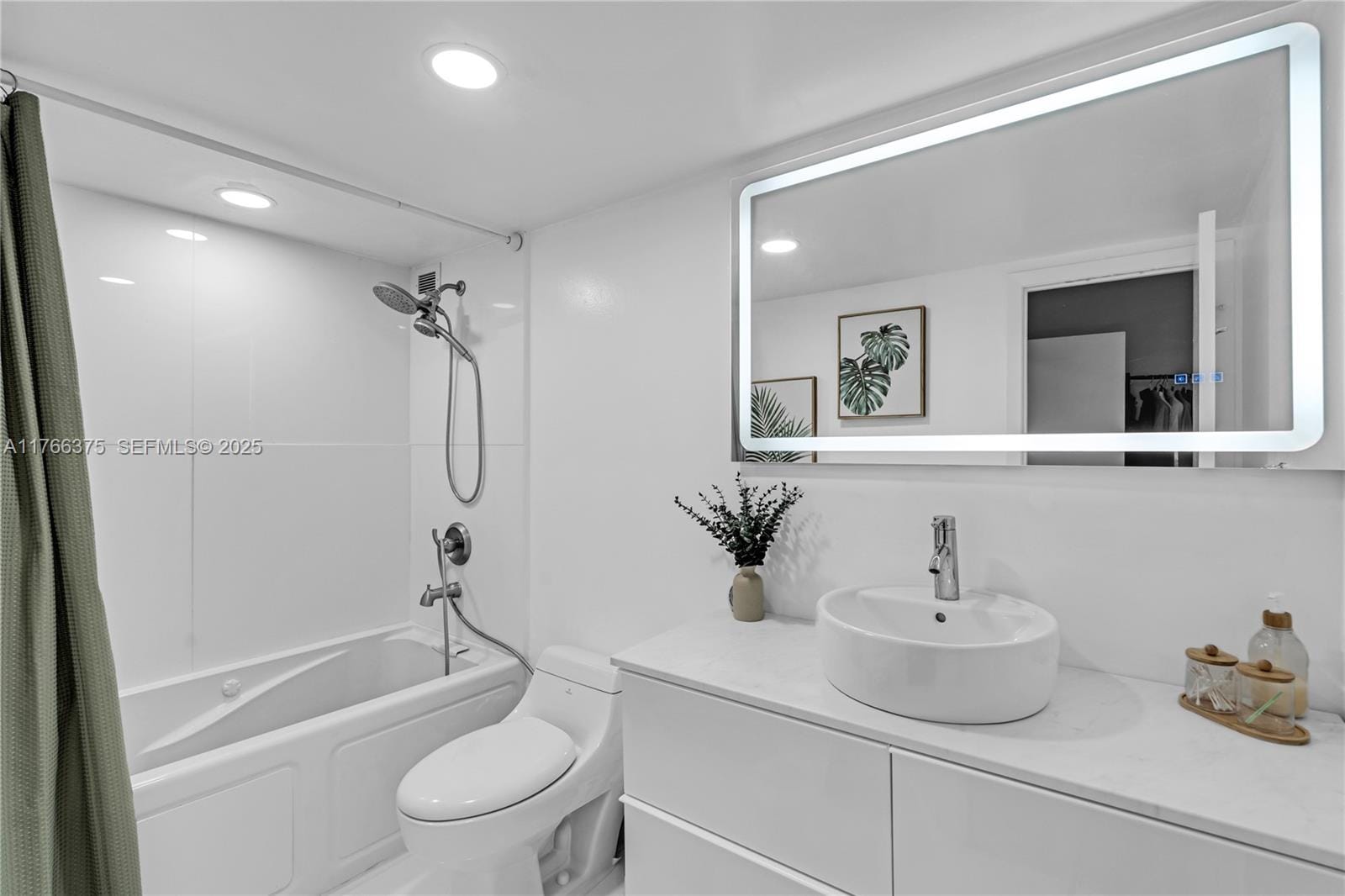 2780 NE 183rd Street 401, Aventura, FL 33160 photo 13
