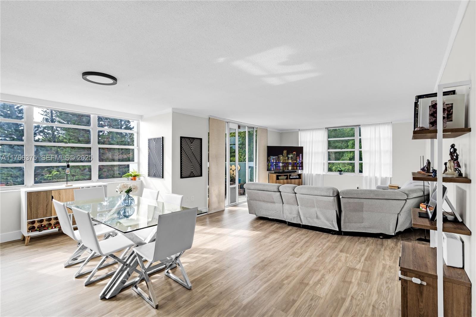 2780 NE 183rd Street 401, Aventura, FL 33160 photo 3