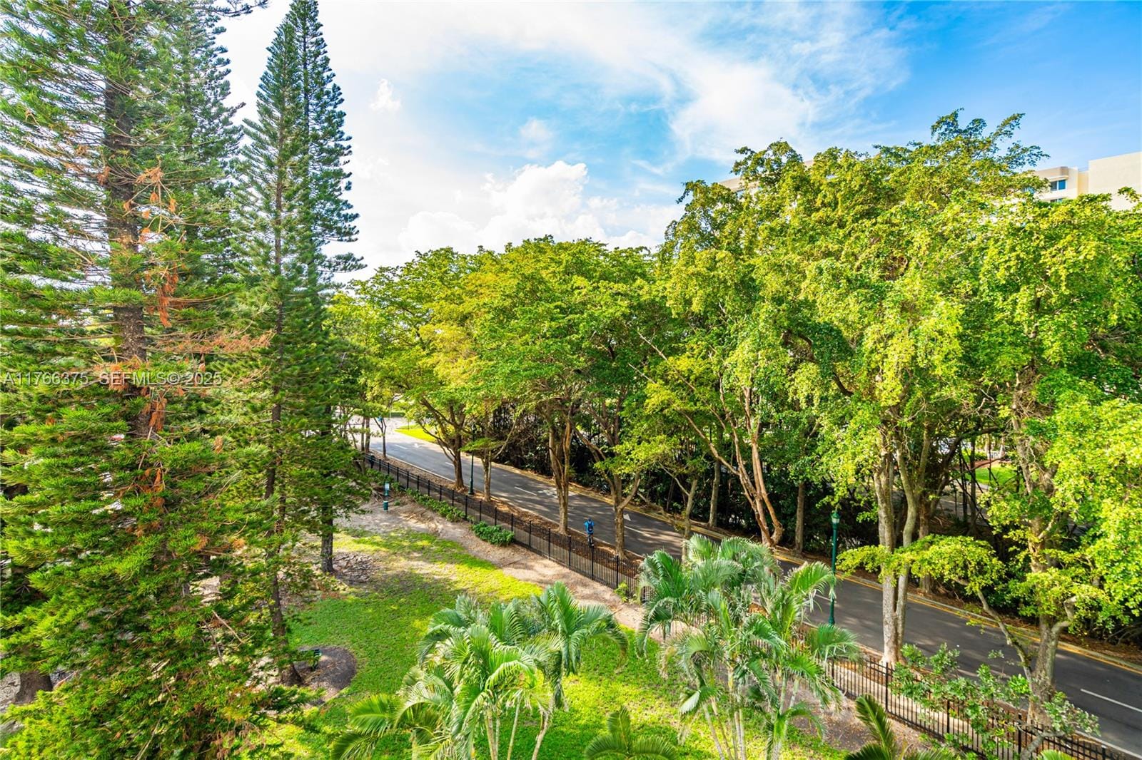 2780 NE 183rd Street 401, Aventura, FL 33160 photo 7
