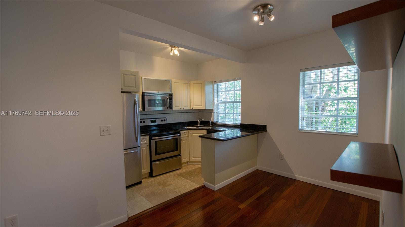 577 NE 62 Street 2, Miami, FL 33138 photo 20