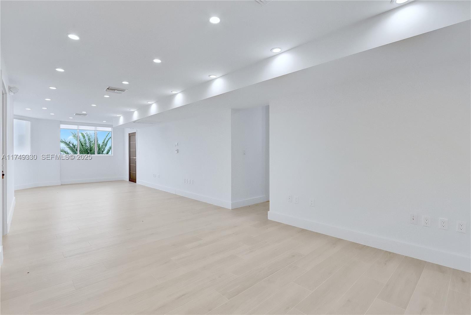 6700 NE 2nd Court 4, Miami, FL 33138 photo 14