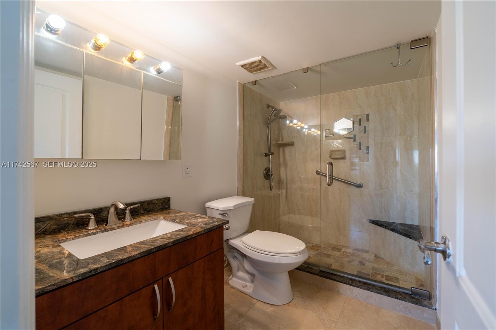 16508 NE 26th Avenue 603, North Miami Beach, FL 33160 photo 13
