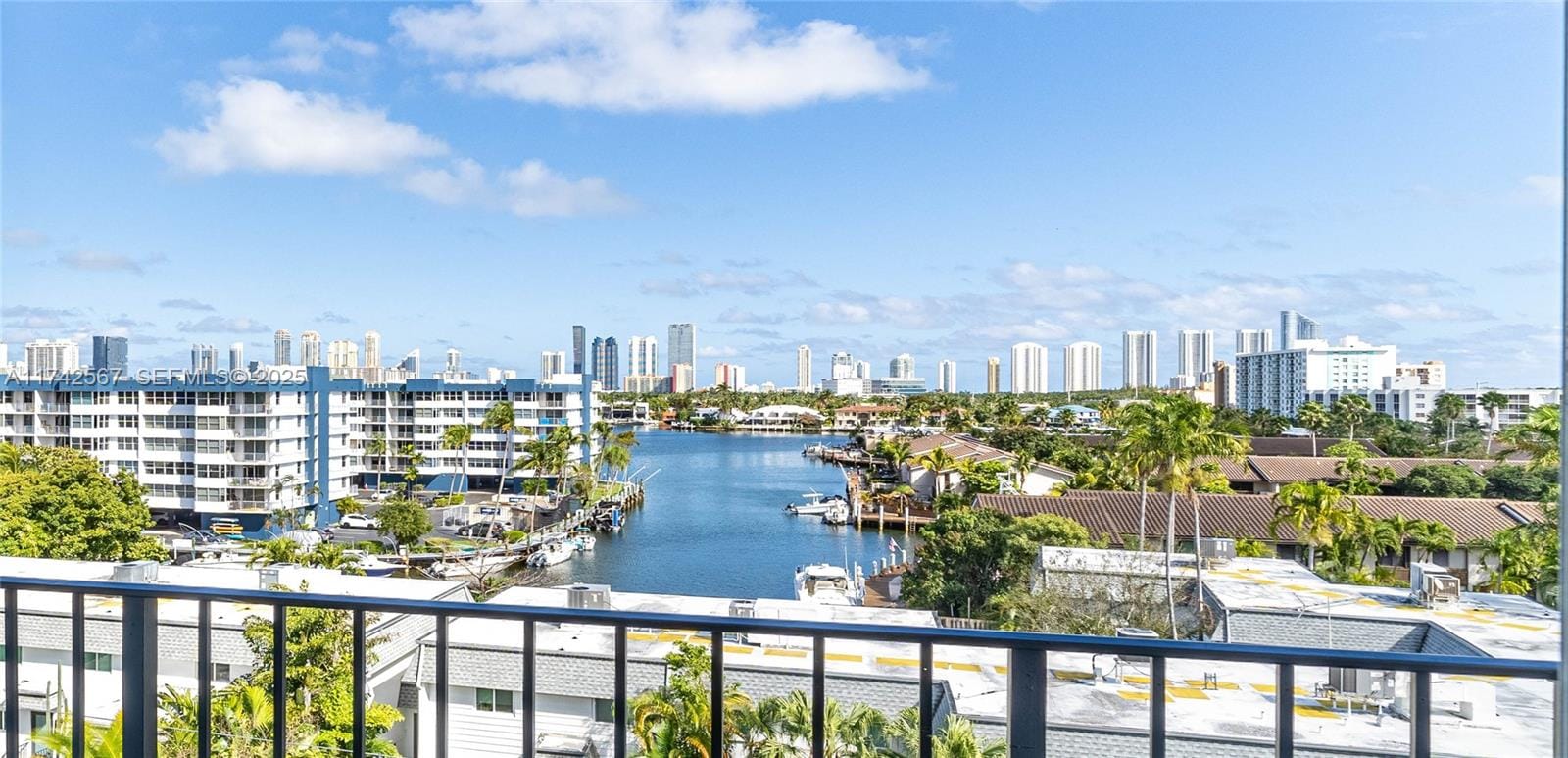 16508 NE 26th Avenue 603, North Miami Beach, FL 33160 photo 10