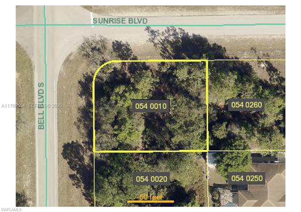 211 Bell Boulevard S, FL 33974 photo 3