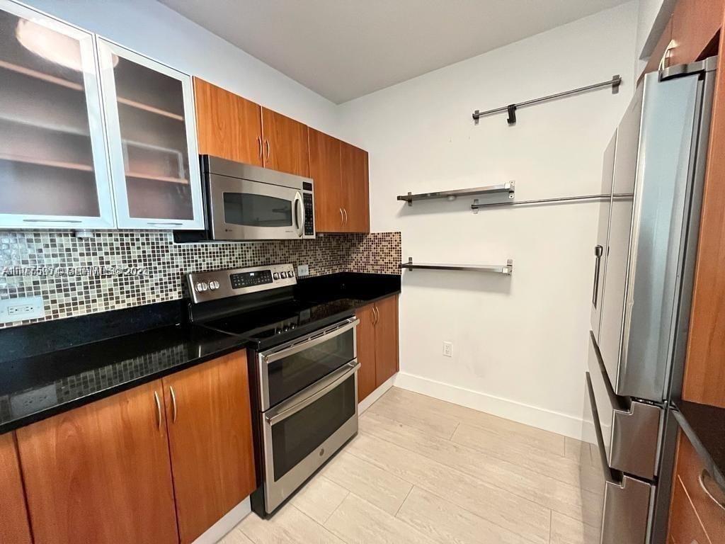 2775 NE 187th Street 326 — photo 11
