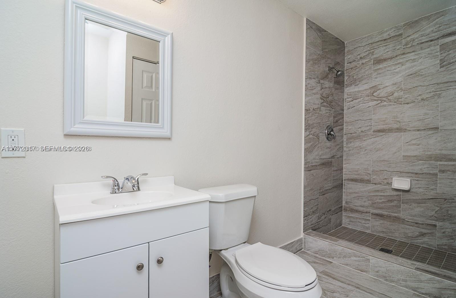 2542 Fillmore Street — photo 4