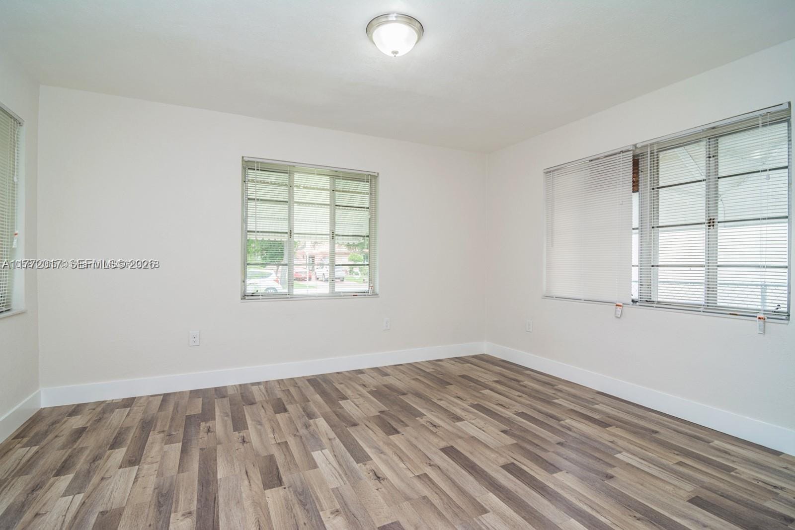 2542 Fillmore Street — photo 8