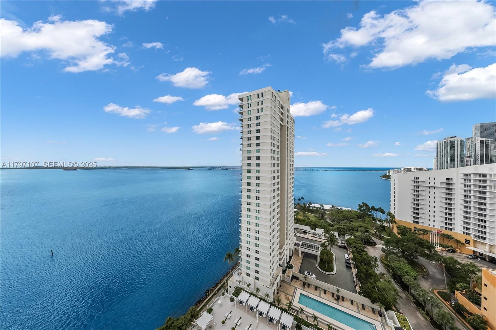 770 Claughton Island Drive PH-26, Miami, FL 33131 photo 9