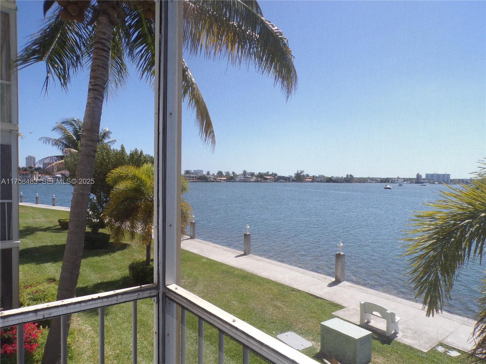 3000 Marcos Drive P206, Aventura, FL 33160