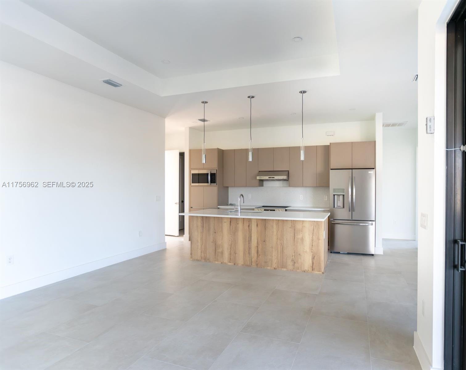 1817 NE 17th Street — photo 12