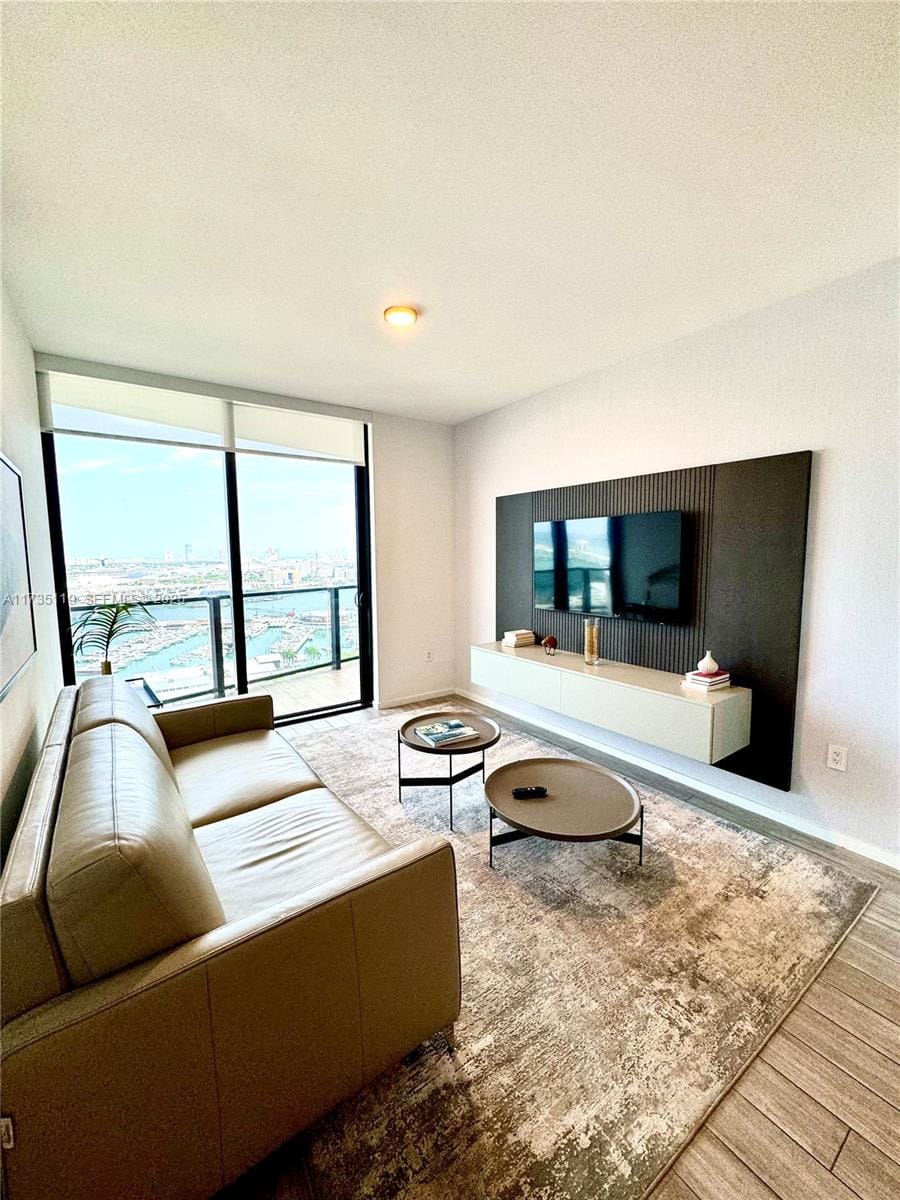 398 NE 5th Street 1510, Miami, FL 33132 photo 20