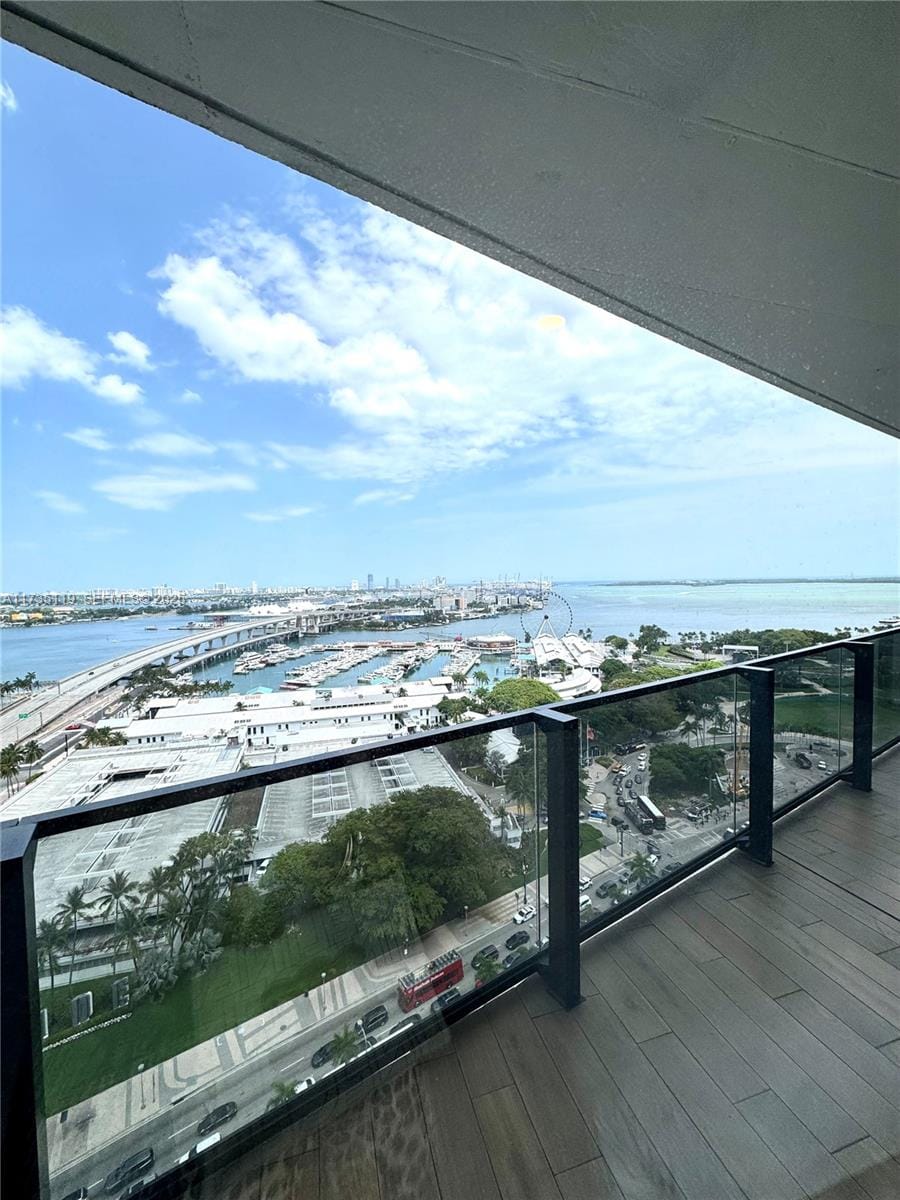 398 NE 5th Street 1510, Miami, FL 33132 photo 30