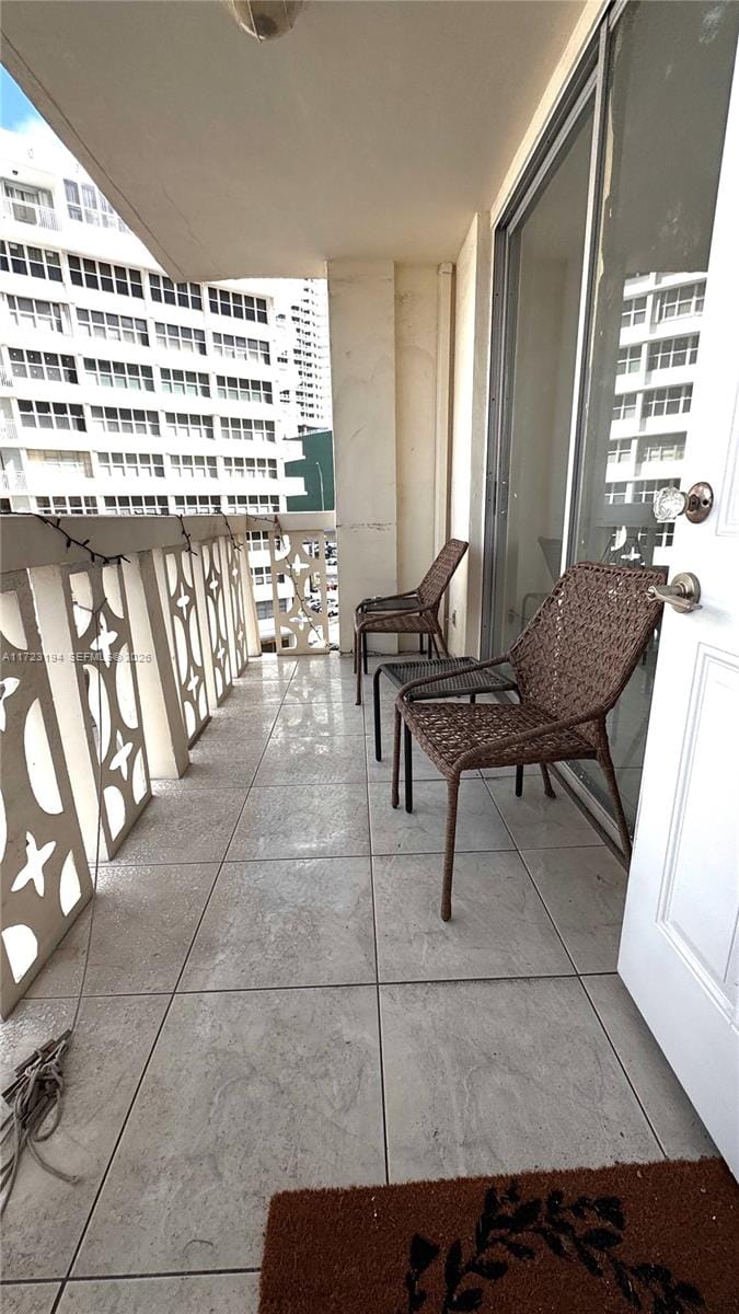 1825 S Ocean Drive 506, Hallandale Beach, FL 33009 photo 16