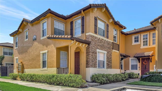 9259 SW 227th Street 1-25, sold in The Shores Condo No 1, Cutler Bay, FL