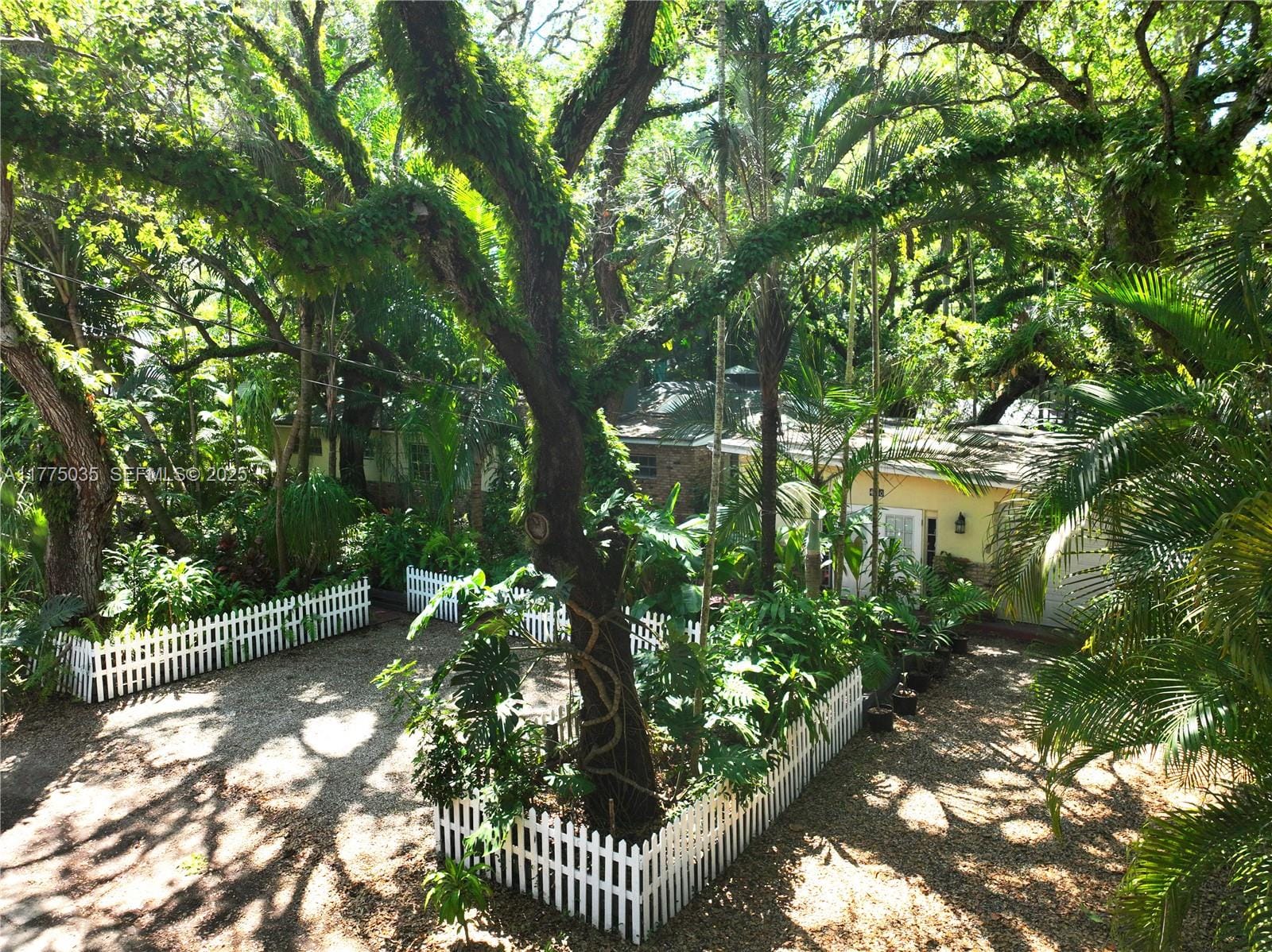 4160 Lybyer Avenue, Miami, FL 33133 photo 3