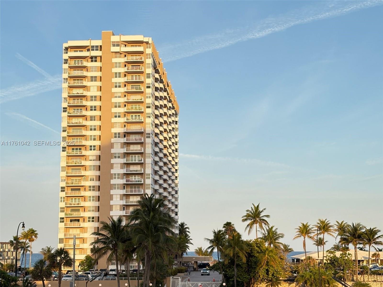 1965 S Ocean Drive 2F — photo 11
