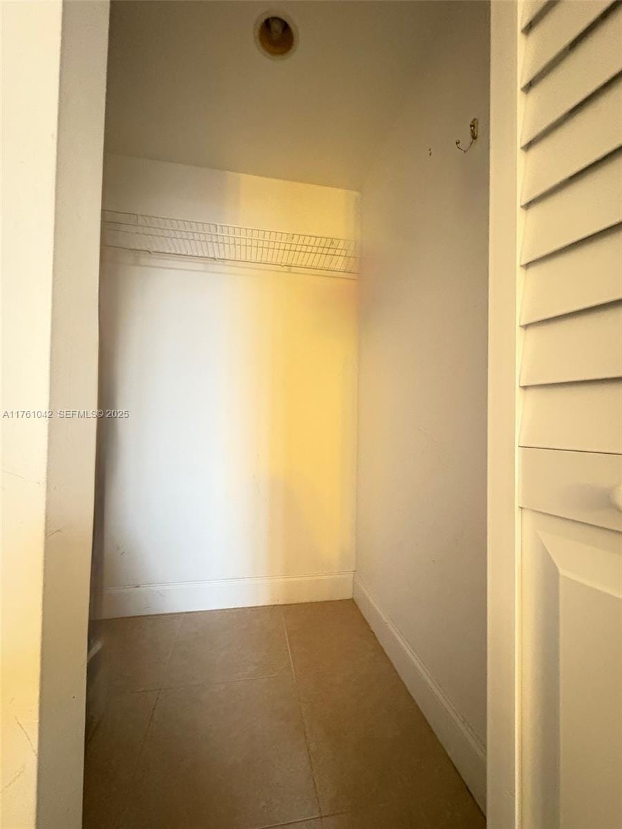 1965 S Ocean Drive 2F — photo 3