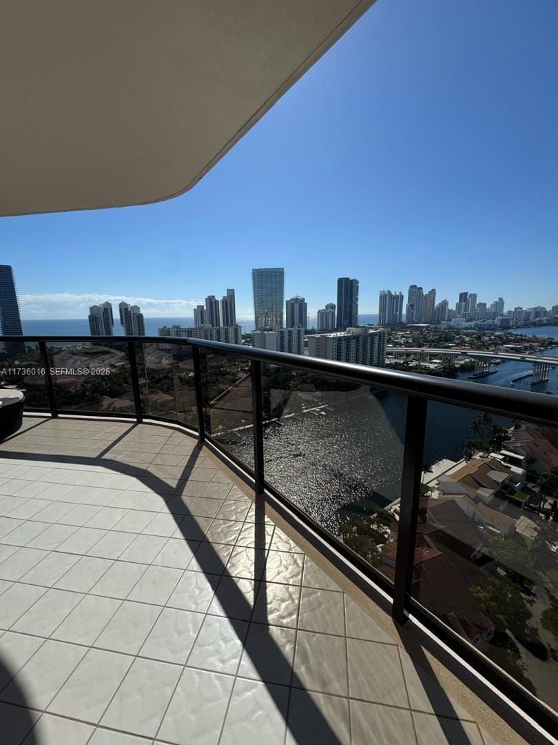 19667 Turnberry Way 25 B, Aventura, FL 33180 photo 4