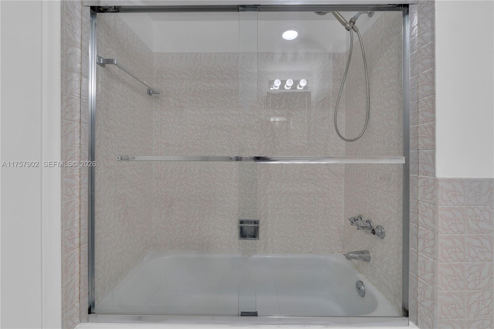 1817 S Ocean Drive 827, Hallandale Beach, FL 33009 photo 17