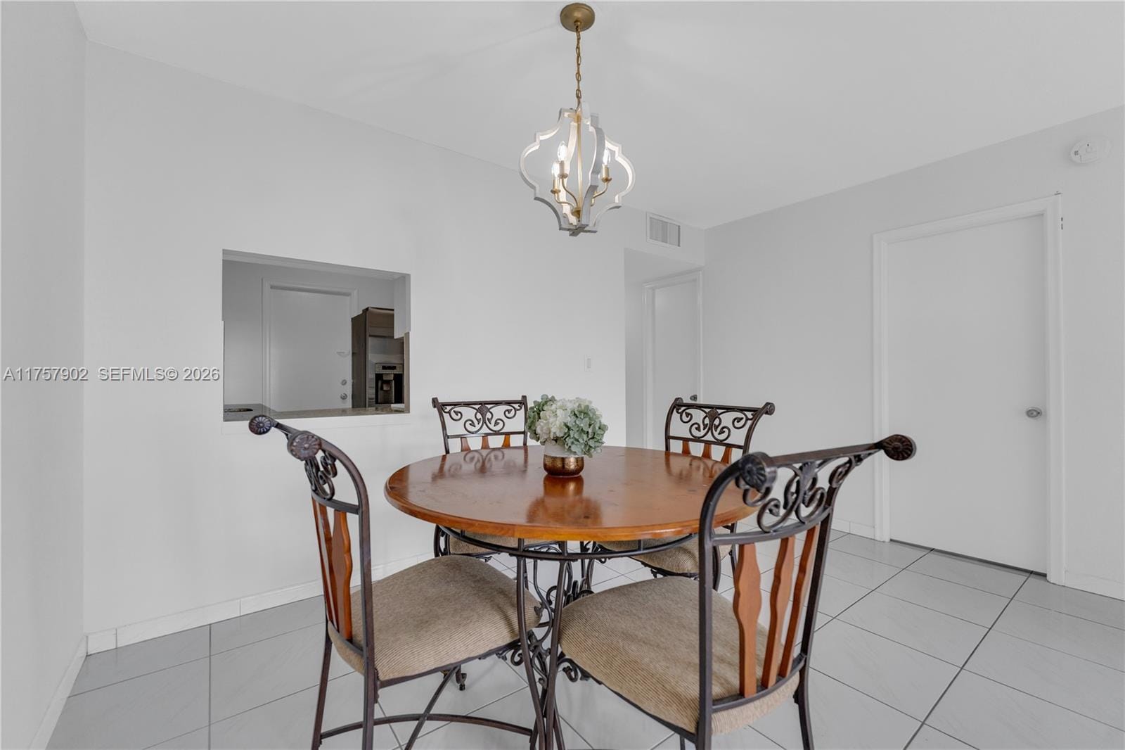 1817 S Ocean Drive 827 — photo 7