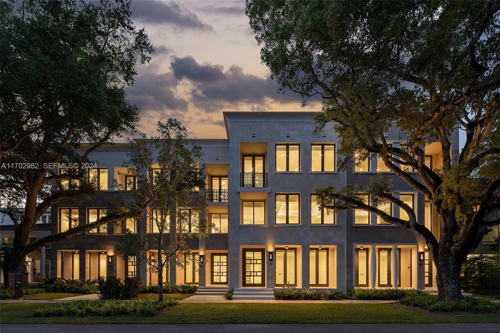 613 Almeria Avenue, Coral Gables, FL 33134 photo 15